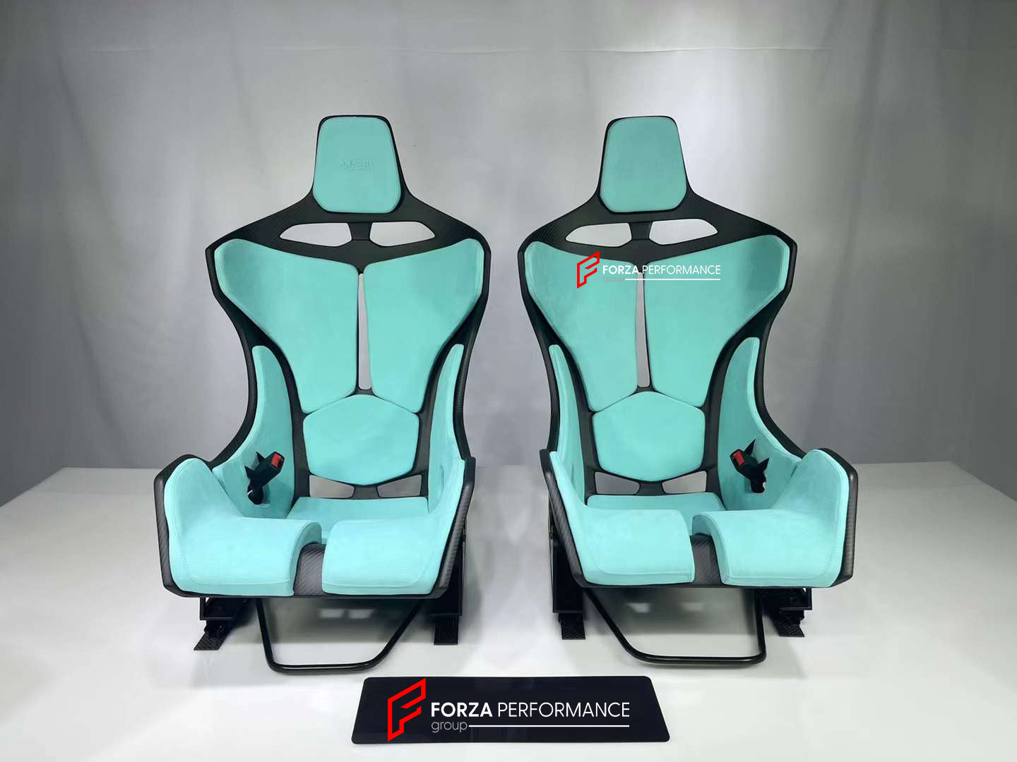 DRY CARBON FIBER INTERIOR SEATS FOR MCLAREN SENNA GTR