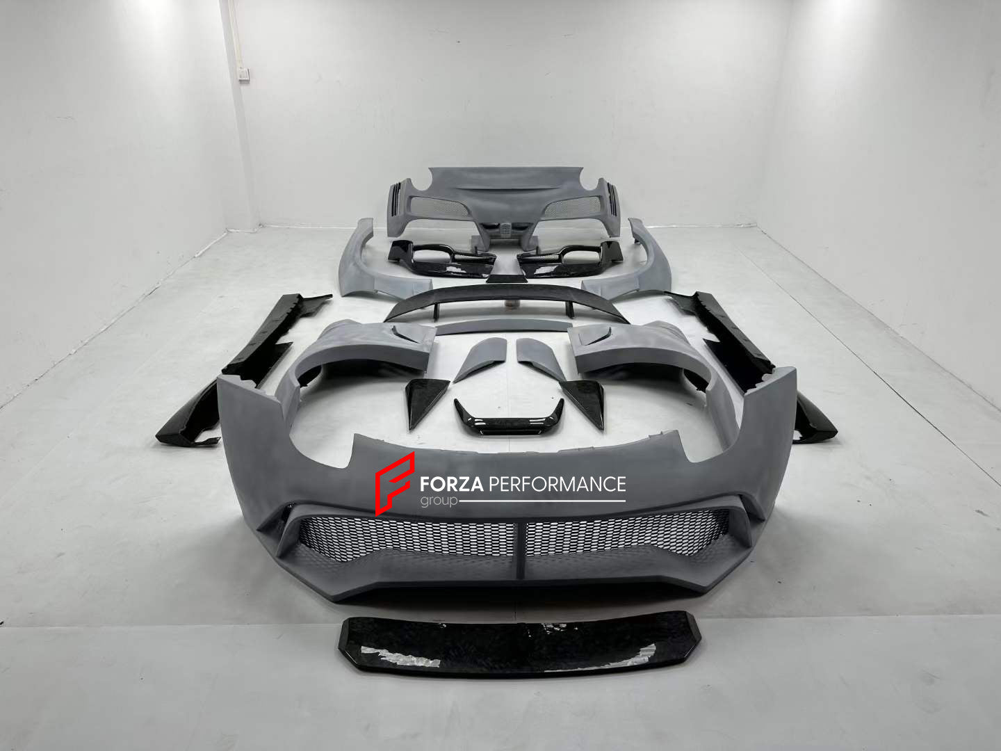 FORGED CARBON WIDE BODY KIT for FERRARI F12