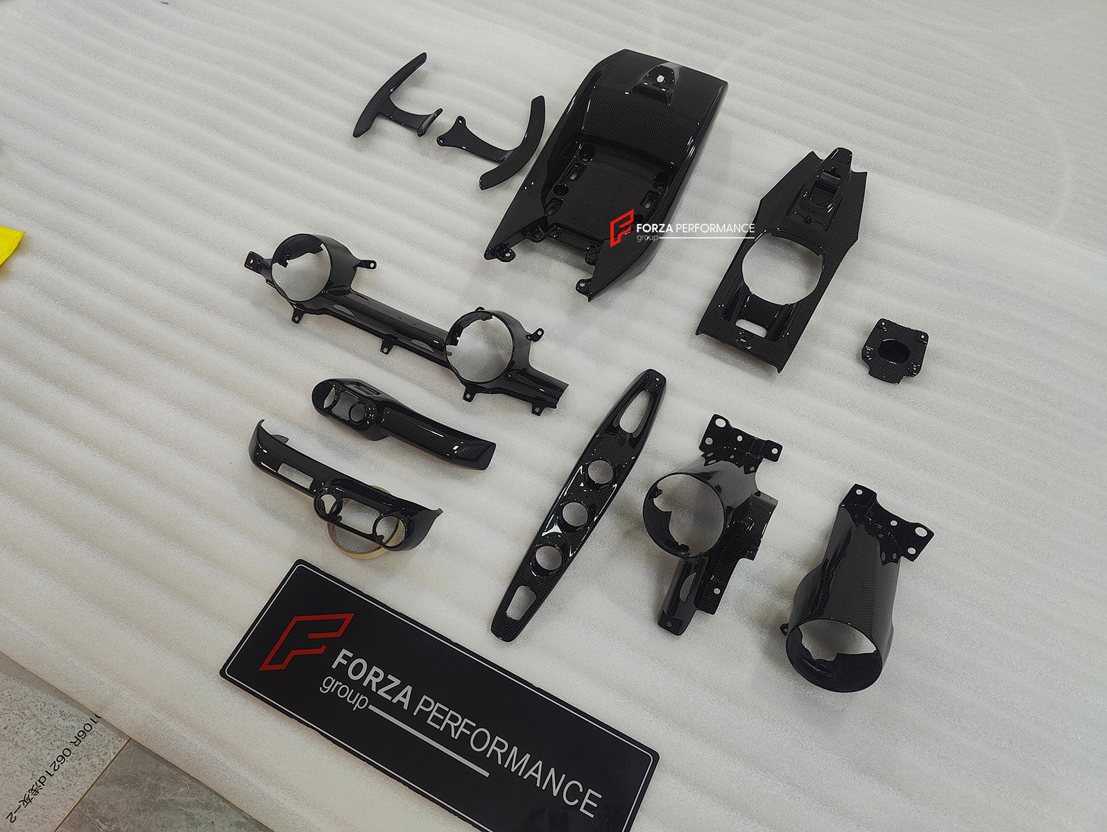 OEM DRY CARBON INTERIOR PARTS for FERRARI 812 SUPERFAST | GTS 2017 +