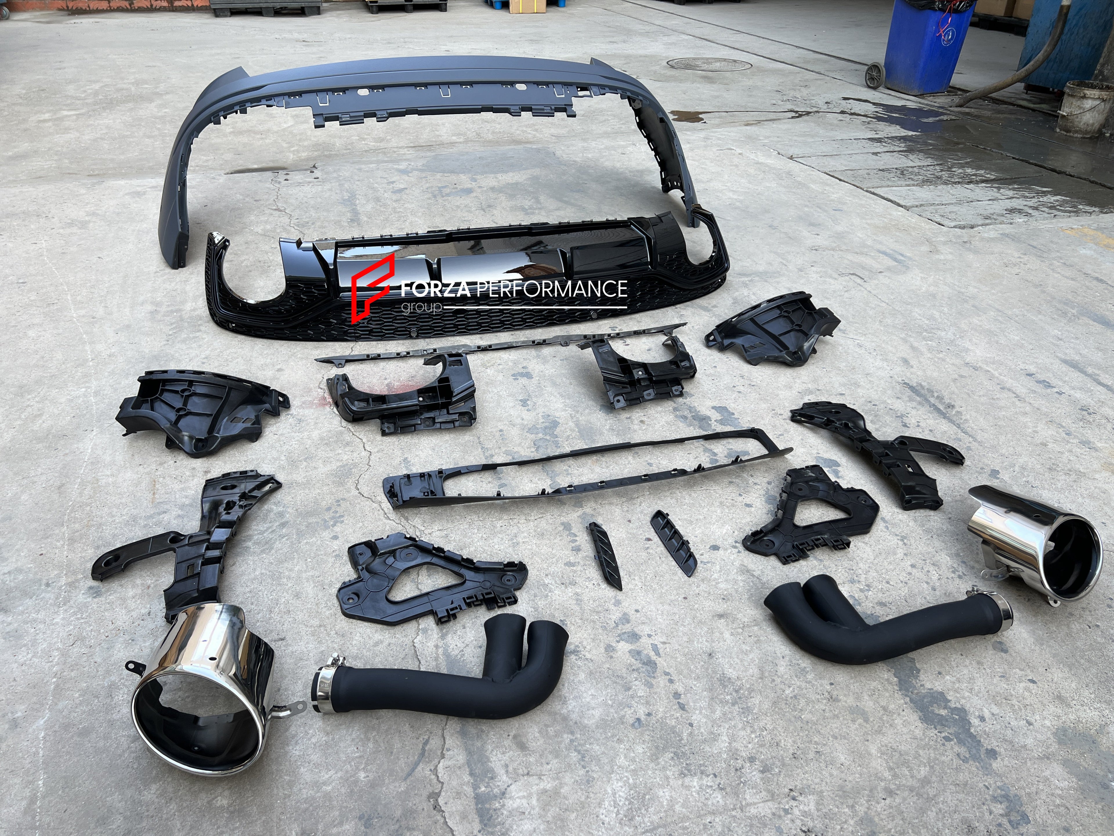 REAR BUMPER WITH DIFFUSER for AUDI Q8 4M 2019 - 2023 | RSQ8 STYLE