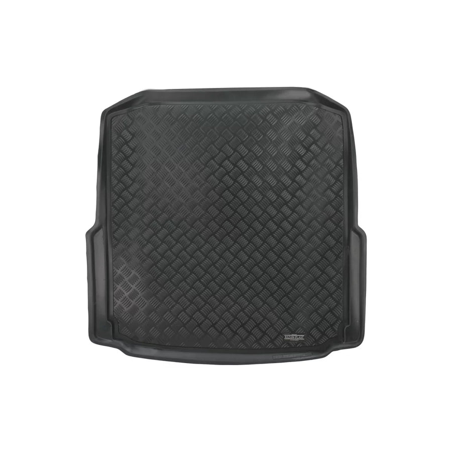 Trunk Mat Black suitable for Skoda Octavia III Hatchback (2012-2019) – product image 1