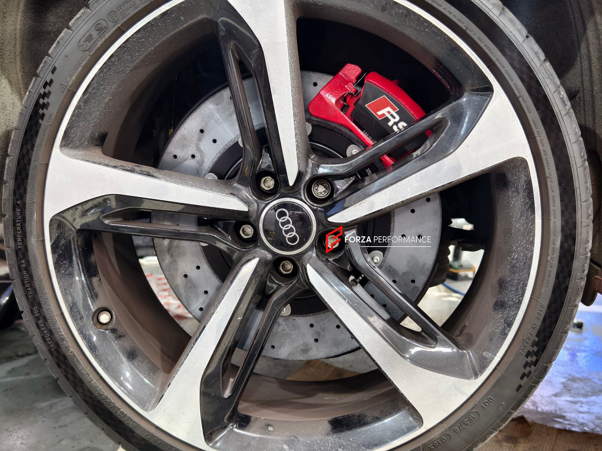 UPGRADE CARBON CERAMIC BRAKE DISCS ROTORS for AUDI RS7 4G FACELIFT 2014 - 2018