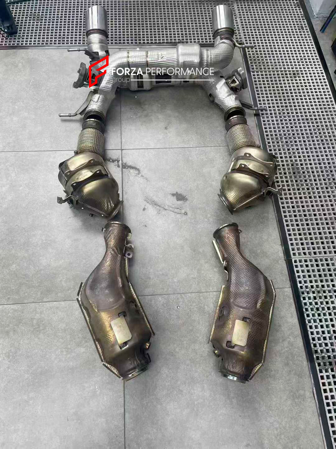 VALVED EXHAUST CATBACK MUFFLER for MASERATI MC20 2020+ 3.0T
